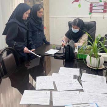 غربالگری دانش آموزان پایه هفتم