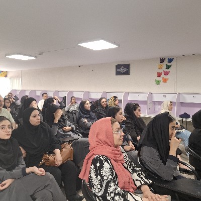 جلسه اولیا با مشاوران